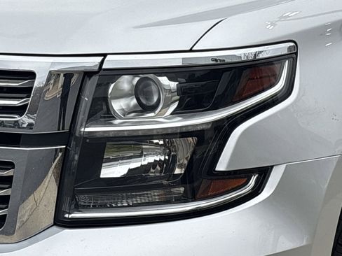 Used 2015 Chevrolet Suburban LTZ image 6