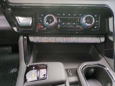 New 2026 GMC Sierra 1500 AT4 w/ AT4 Premium Package AWD/4WD image 14
