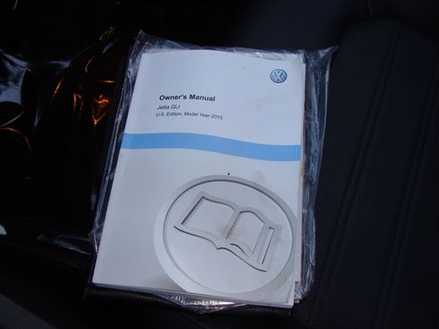Used 2015 Volkswagen Jetta GLI SE image 36