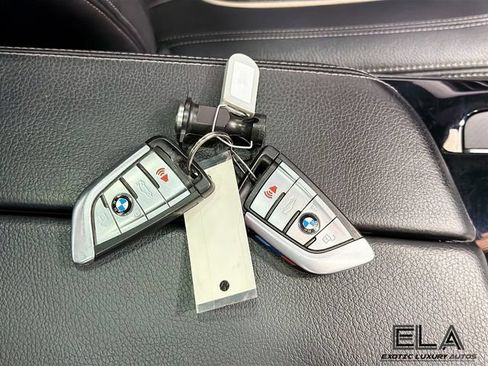 Used 2018 BMW 540i w/ M Sport Package RWD image 37