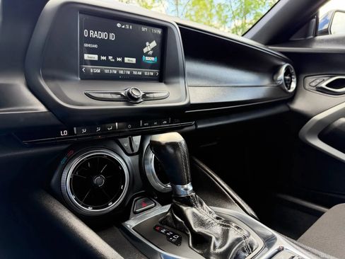 Used 2018 Chevrolet Camaro LT image 23