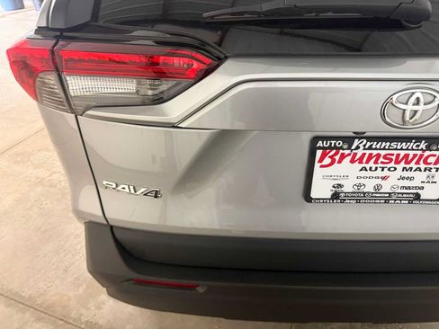 Certified 2024 Toyota RAV4 XLE AWD/4WD image 17