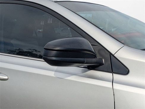 Used 2013 Toyota RAV4 LE image 11