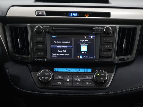 Used 2015 Toyota RAV4 XLE AWD/4WD image 15