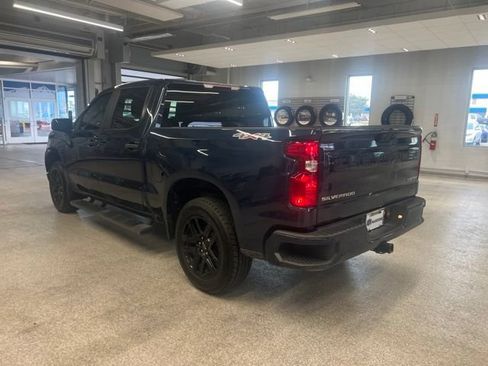 Certified 2022 Chevrolet Silverado 1500 Custom AWD/4WD image 10