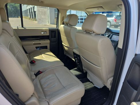 Used 2019 Ford Flex SEL w/ Equipment Group 202A AWD/4WD image 13