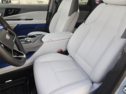 New 2026 Cadillac Optiq Sport 1 w/ LPO, Floor Liner Package image 26