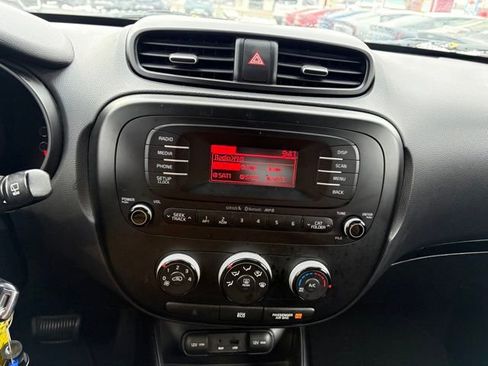 Used 2015 Kia Soul image 14