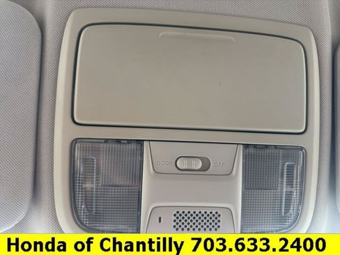 Used 2015 Honda CR-V LX image 19