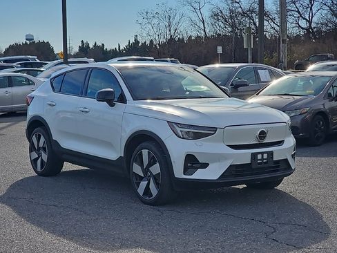 Used 2023 Volvo C40 P8 Recharge Ultimate image 1