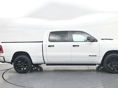 Used 2023 RAM 1500 Laramie AWD/4WD image 4