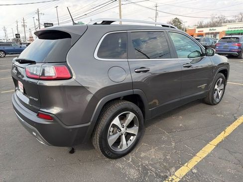 Used 2021 Jeep Cherokee Limited w/ Elite Package image 6
