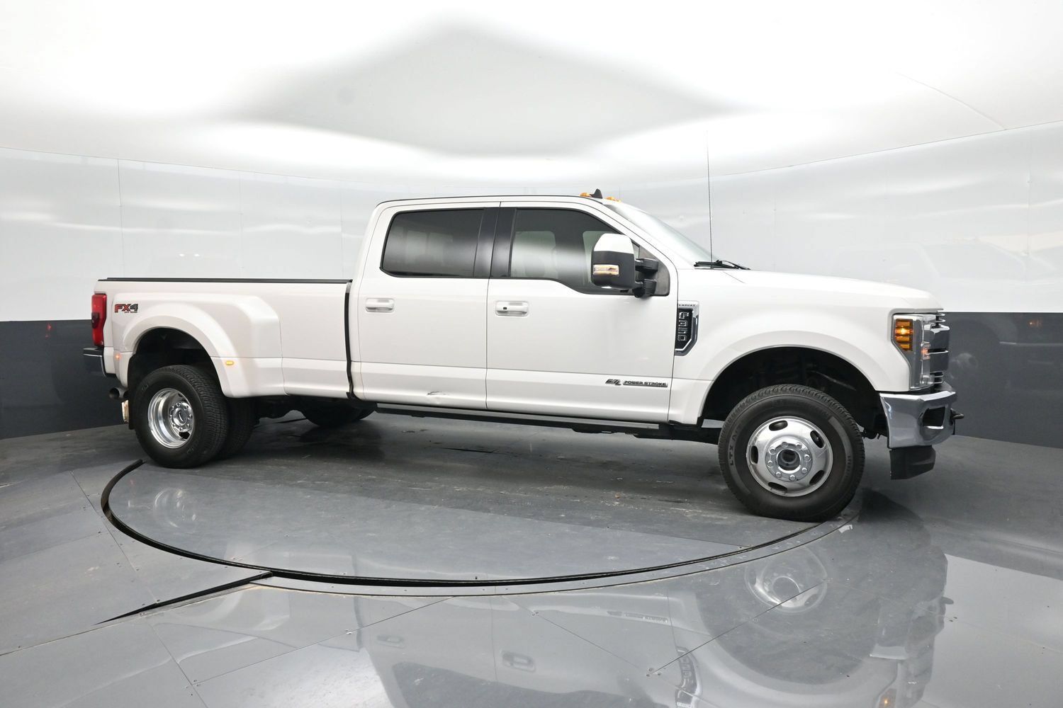 Used 2019 Ford F350 Lariat w/ Lariat Ultimate Package AWD/4WD image 12