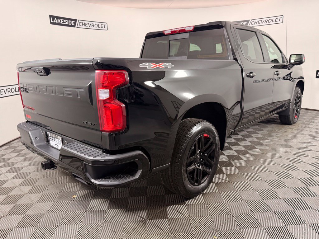 New 2026 Chevrolet Silverado 1500 RST w/ Redline Edition AWD/4WD image 6