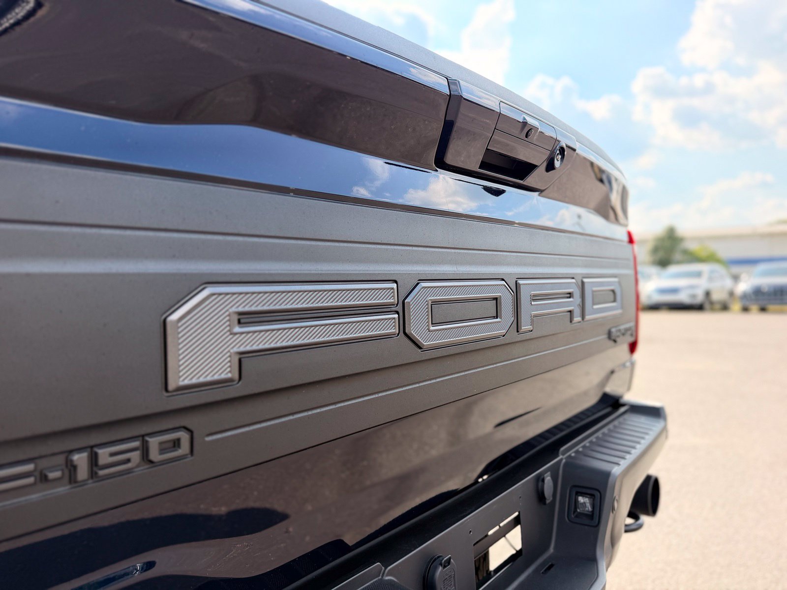 Used 2025 Ford F150 Raptor AWD/4WD image 57