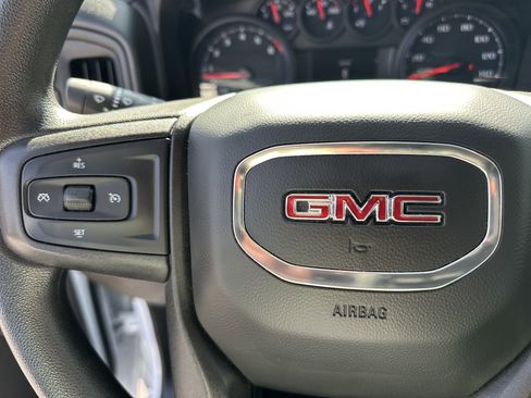 Used 2022 GMC Sierra 2500 Pro w/ Convenience Package image 25