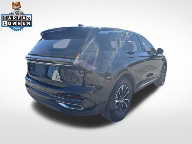 Used 2024 Lincoln Nautilus Premier AWD/4WD image 10