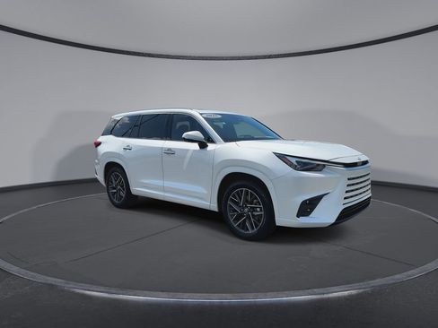 Used 2025 Lexus TX 350 AWD w/ Technology Package image 2