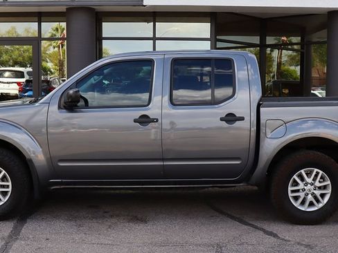 Used 2019 Nissan Frontier SV w/ Value Truck Package AWD/4WD image 8