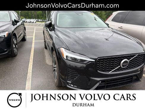 Used 2023 Volvo XC60 B5 Plus w/ Climate Package FWD image 14