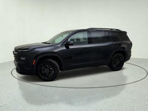 Used 2024 Chevrolet Traverse LT w/ Midnight/Sport Edition AWD/4WD image 15