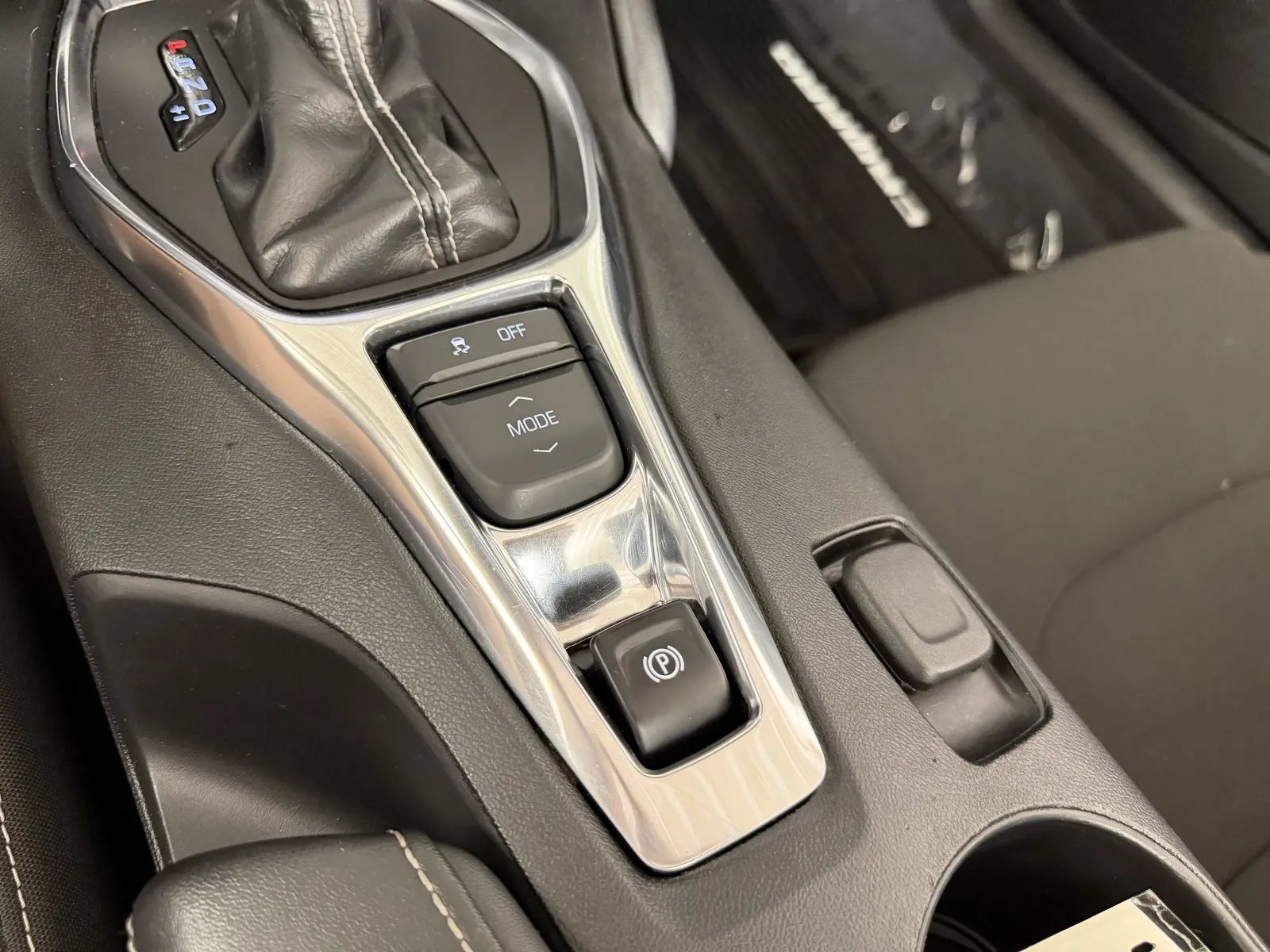 Used 2021 Chevrolet Camaro LT RWD image 22