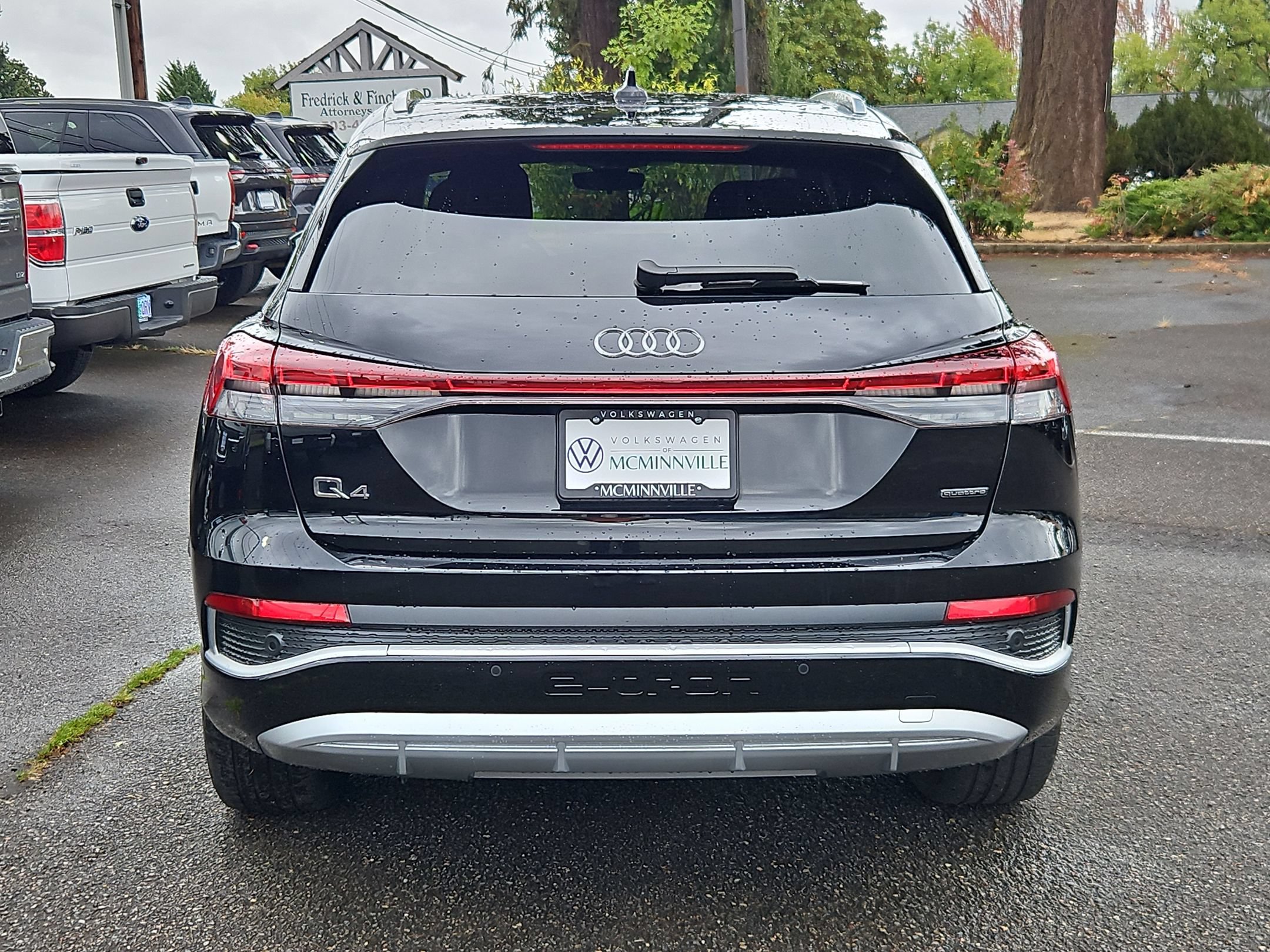 Used 2023 Audi Q4 e-tron Premium AWD/4WD image 4