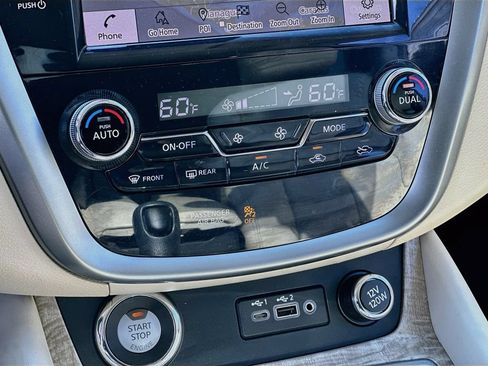 Used 2023 Nissan Murano SL w/ SL Moonroof Package FWD image 16