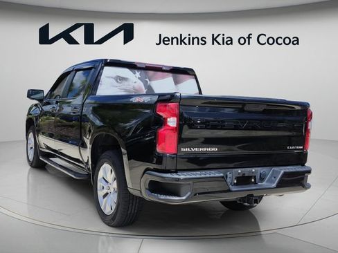 Used 2022 Chevrolet Silverado 1500 Custom AWD/4WD image 7