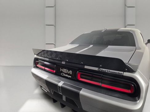 Used 2016 Dodge Challenger SRT Hellcat RWD image 28
