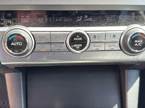 Used 2017 Subaru Outback 2.5i Limited image 36