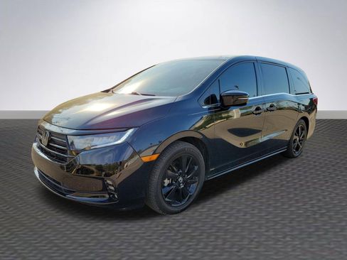 Used 2023 Honda Odyssey Sport image 3