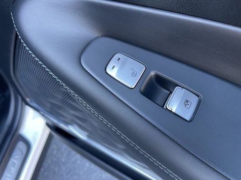 Used 2023 Hyundai Santa Fe Calligraphy image 11