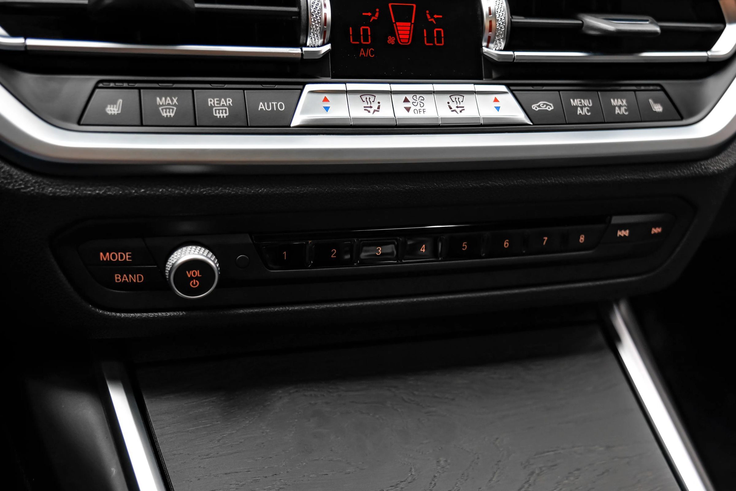 Used 2020 BMW 330i Sedan w/ M Sport Package RWD image 28