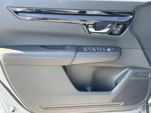 Used 2026 Honda CR-V EX-L image 18