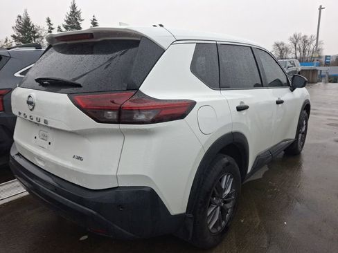 Used 2021 Nissan Rogue S image 5