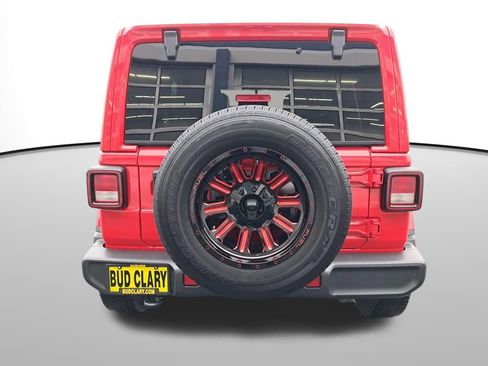 Used 2021 Jeep Wrangler Unlimited Sahara w/ Uconnect 4C Nav & Sound Group image 5