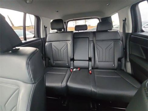 Certified 2025 Hyundai Santa Fe SEL image 23