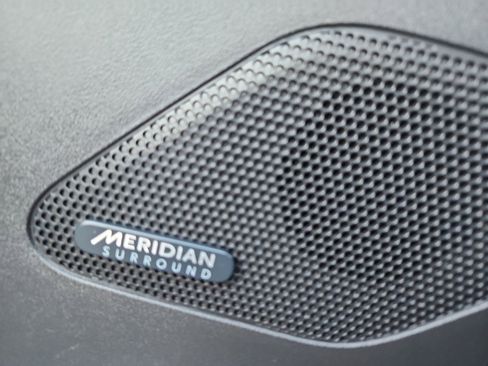 Used 2017 Jaguar F-PACE S image 28