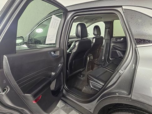 Used 2024 Ford Escape Platinum image 33