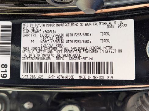 Used 2022 Toyota Tacoma Limited image 31