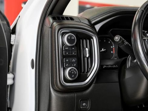 Used 2021 GMC Sierra 1500 AT4 w/ AT4 Premium Package image 32