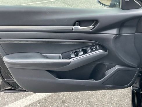 Used 2022 Nissan Altima 2.5 SL image 38