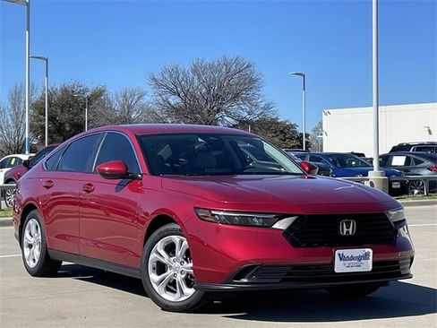 Certified 2025 Honda Accord LX image 2