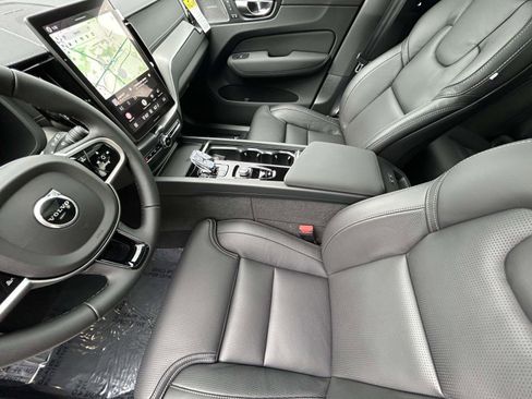 New 2026 Volvo XC60 T8 Ultra w/ Climate Package AWD/4WD image 10