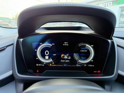 Used 2019 BMW i8 Coupe image 24