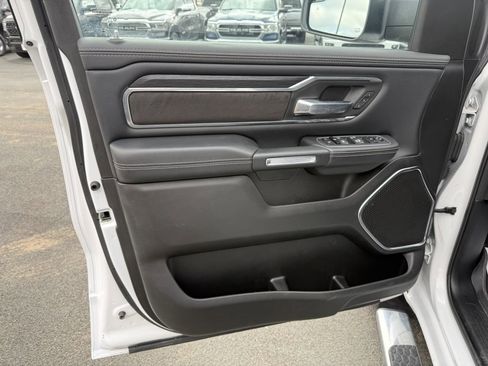 Used 2024 RAM 1500 Laramie image 17