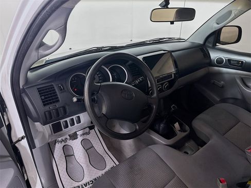 Used 2006 Toyota Tacoma 2WD Regular Cab image 26