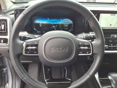 Used 2023 Kia Sorento SX AWD/4WD image 28