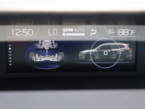 Certified 2023 Subaru Forester Premium AWD/4WD image 30